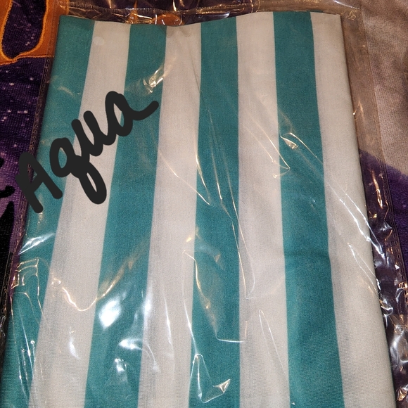 🎆 Striped Infinity Scarf | Lightweight | Multiple Colors | OS - Picture 8 of 12